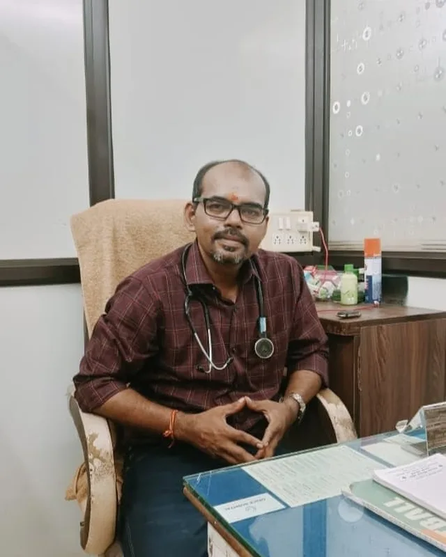 Dr. Arvind Yadav, Head of Department at Vivaan Paramedical Institute